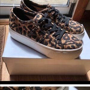 New Steve Madden platform sneaker